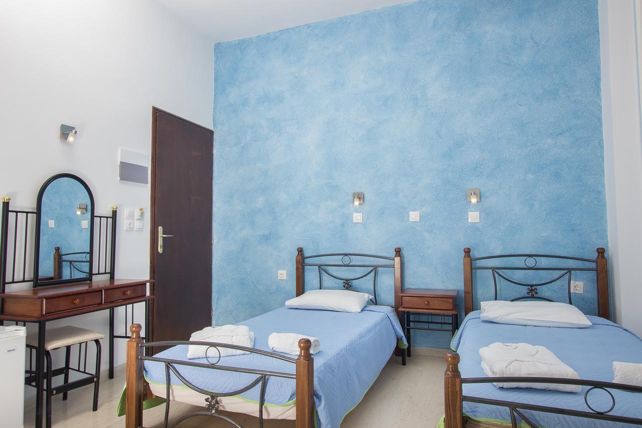 Pelekanos 2* Karterados (Santorini)