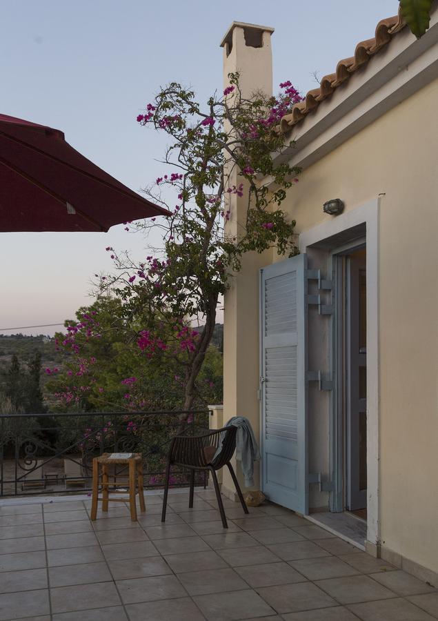 Holiday home Sea View Pool With Independent