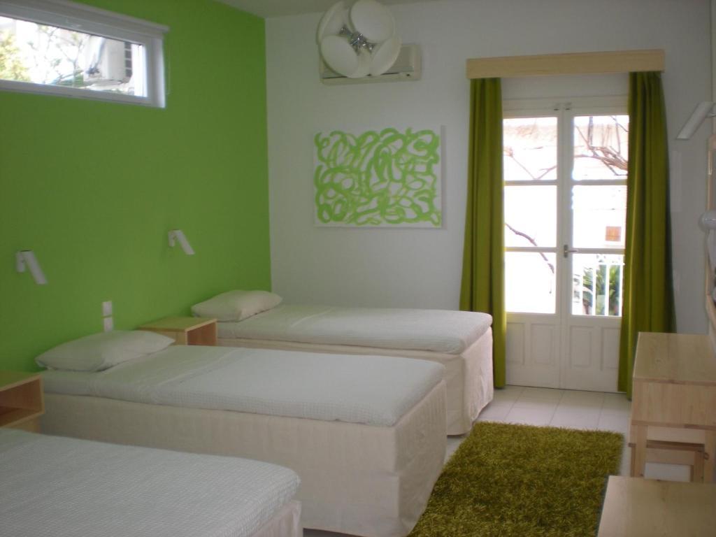 Aparthotel Manolis' House 2*