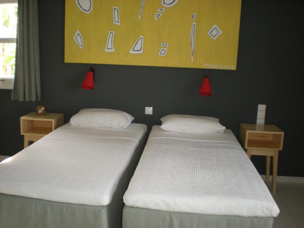 Aparthotel Manolis' House 2*