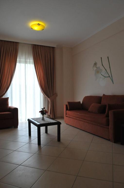 Finiki Plaza 3* Methoni (Messenia)