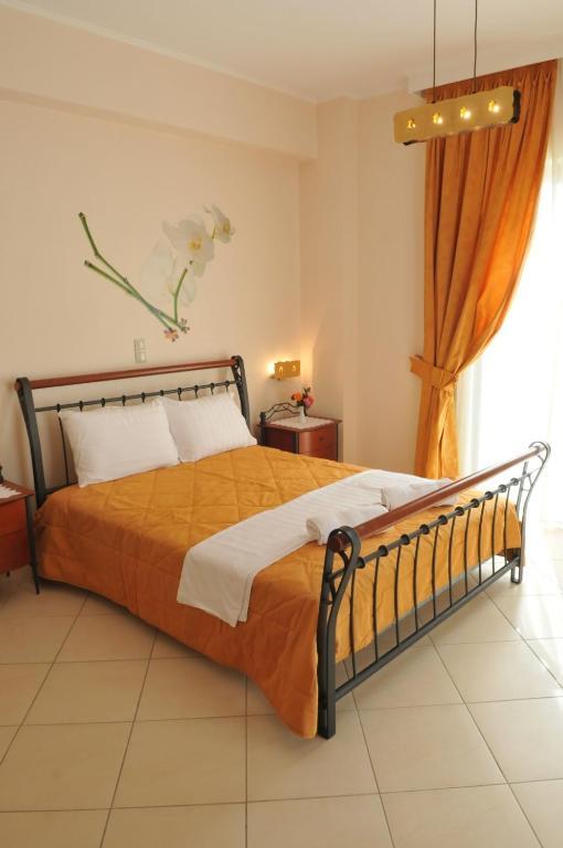 Finiki Plaza Aparthotel Methoni (Messenia)