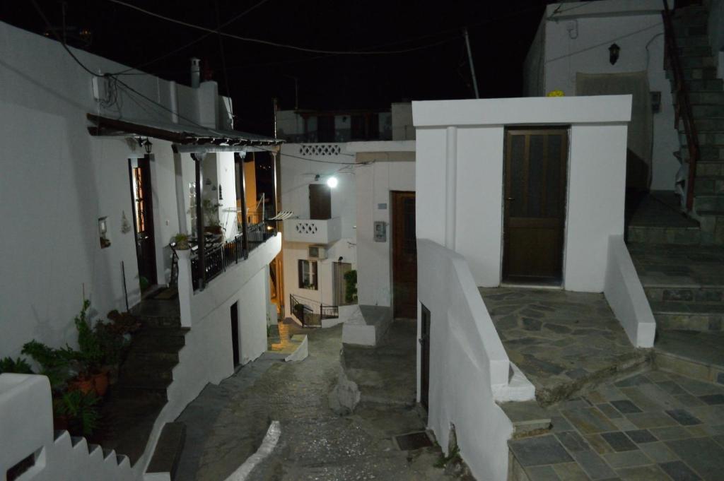 Junior Apartment