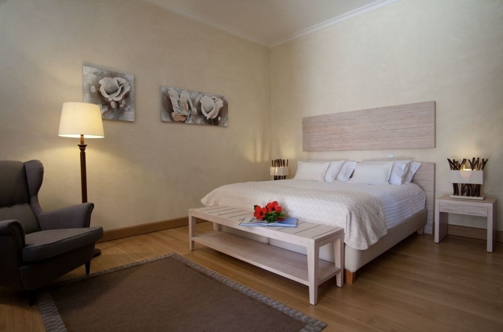 Hotel Veneziano & Nydri (Lefkada)