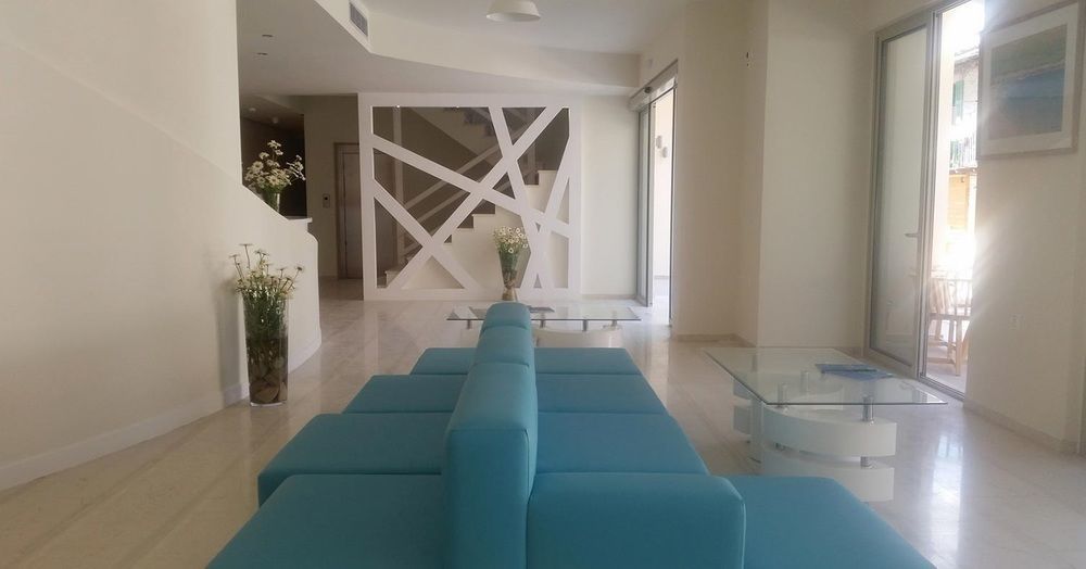 Grand Theoni Boutique & Hotel
