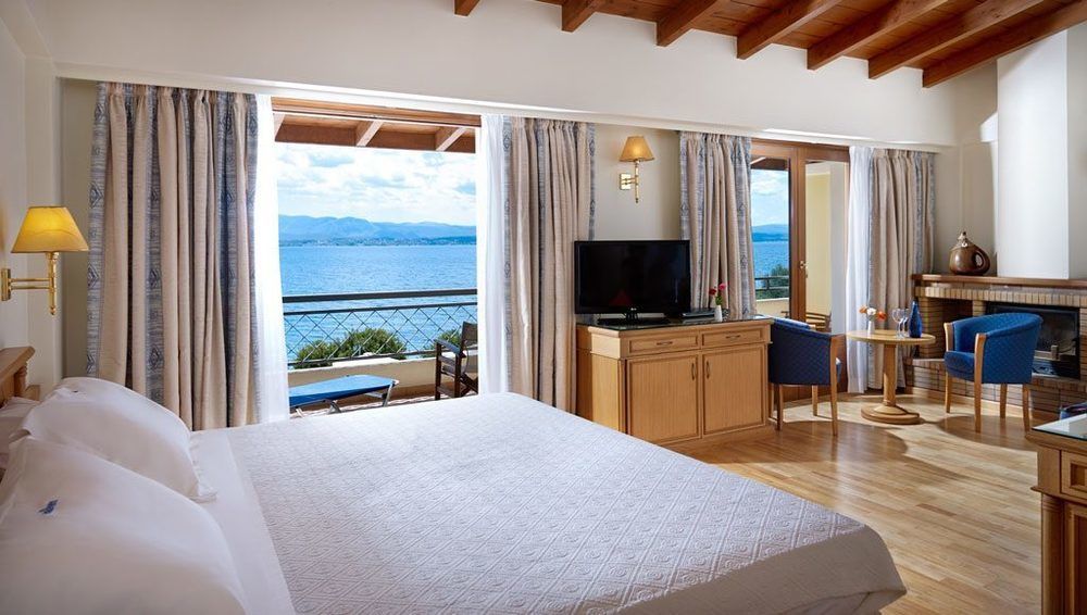 Negroponte Resort 5*