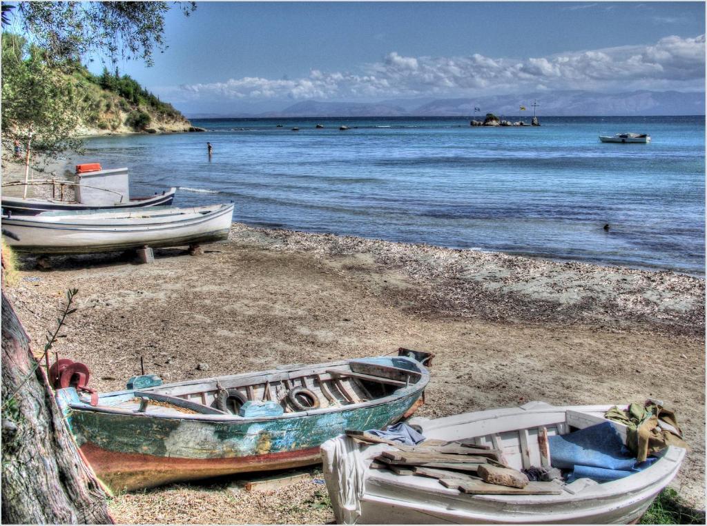 Corfu Rainbow Apartment Vatos