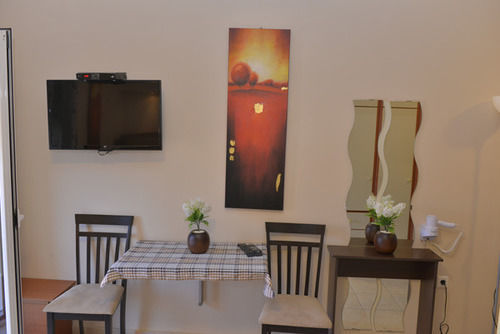 Midia Suites