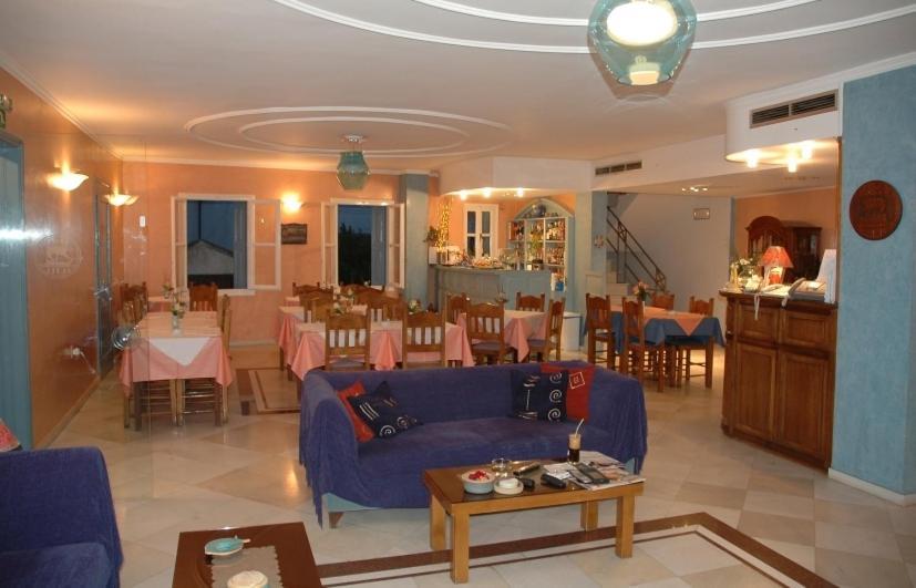 Argo Hotel 2*