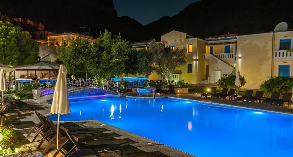 Pearl Bay Aparthotel