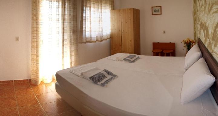 Poppis Kallithea (Chalkidiki)
