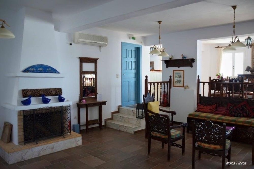 Antigoni Studios Apartment