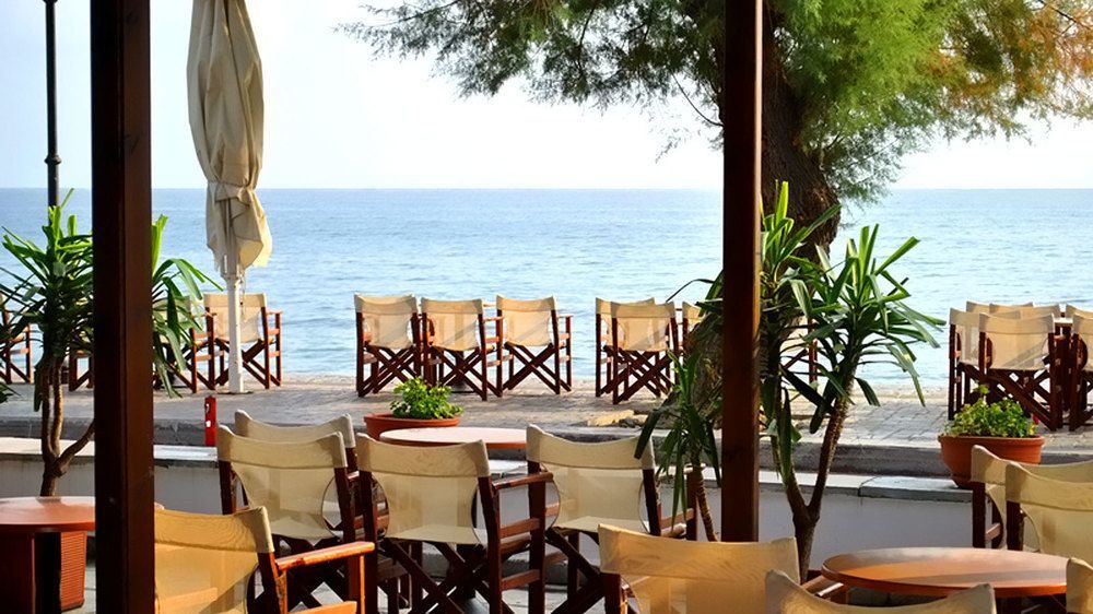 Maro Hotel
