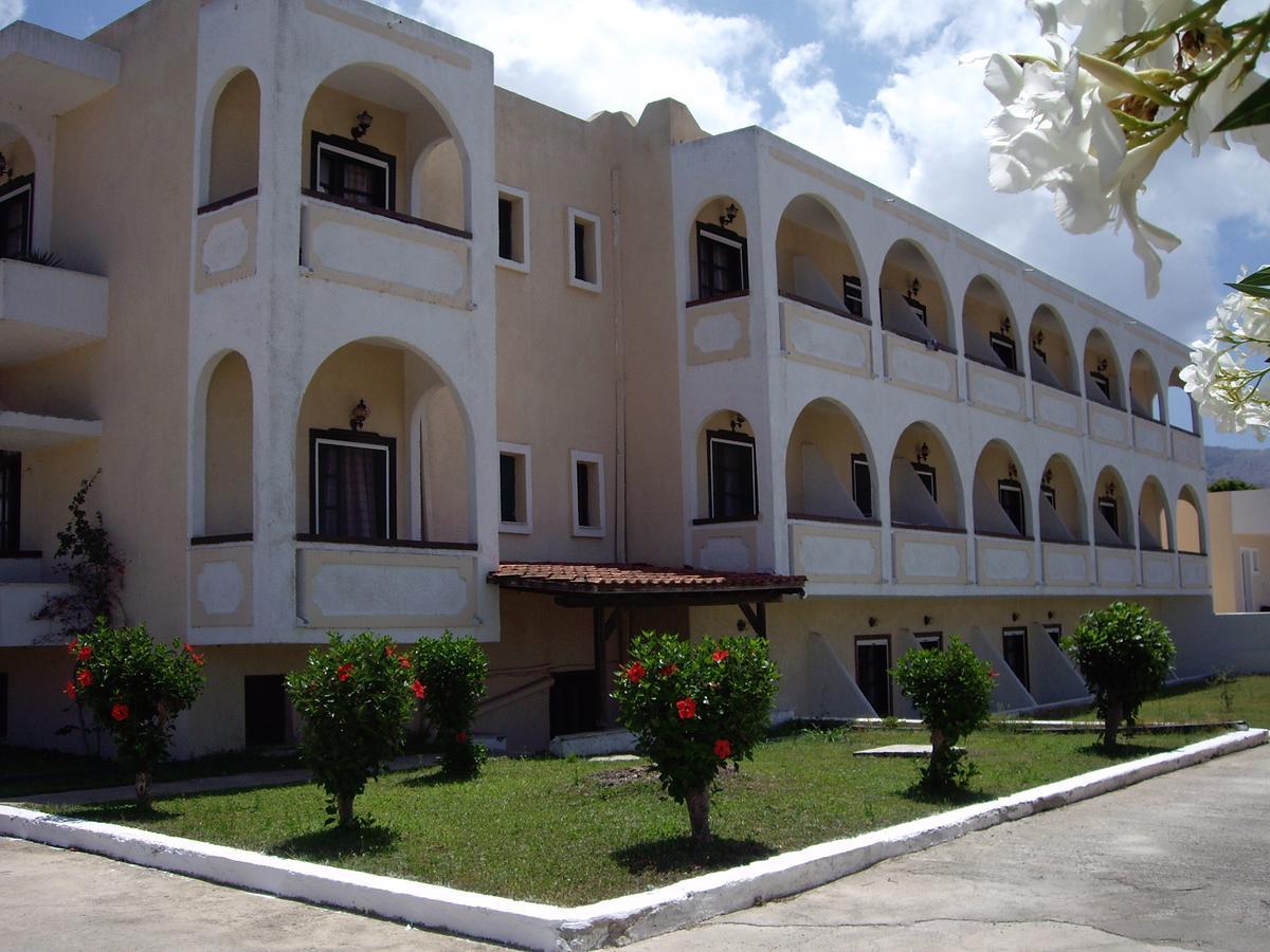 Hermes Hotel 3*