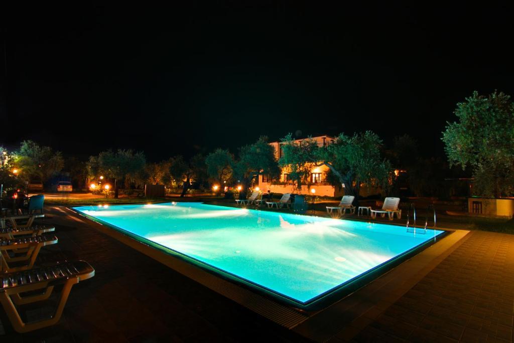 Nefeli Hotel