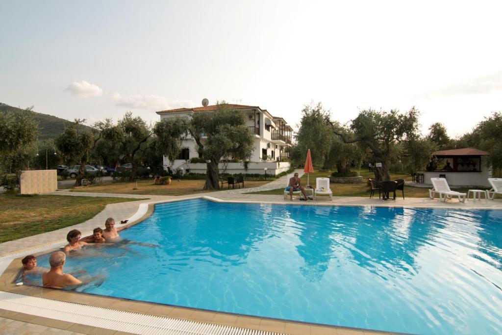 Nefeli 2* Skala Rachoni (Thasos)
