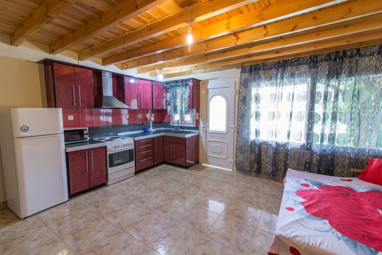 Roula Apartment *