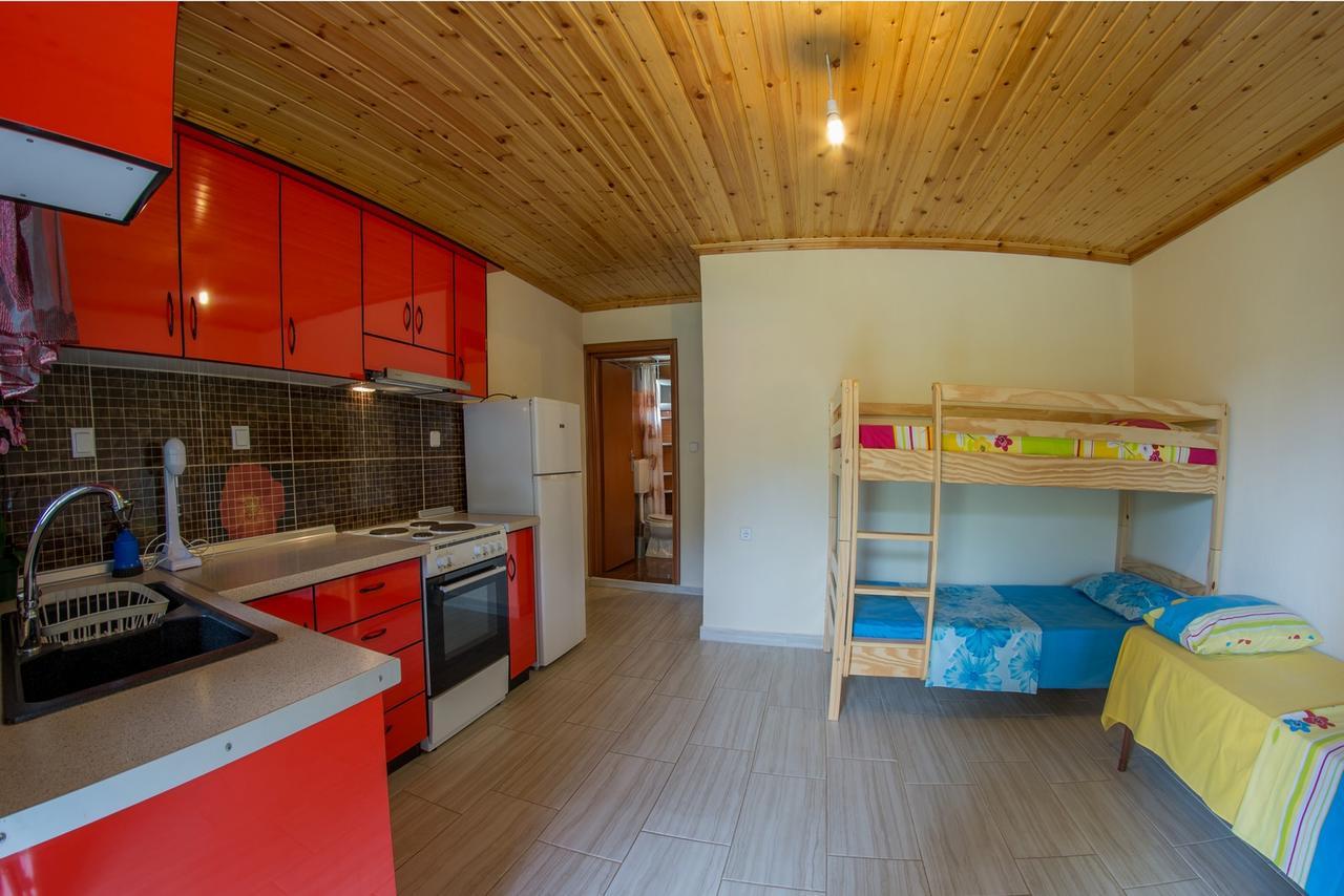 Roula Apartment