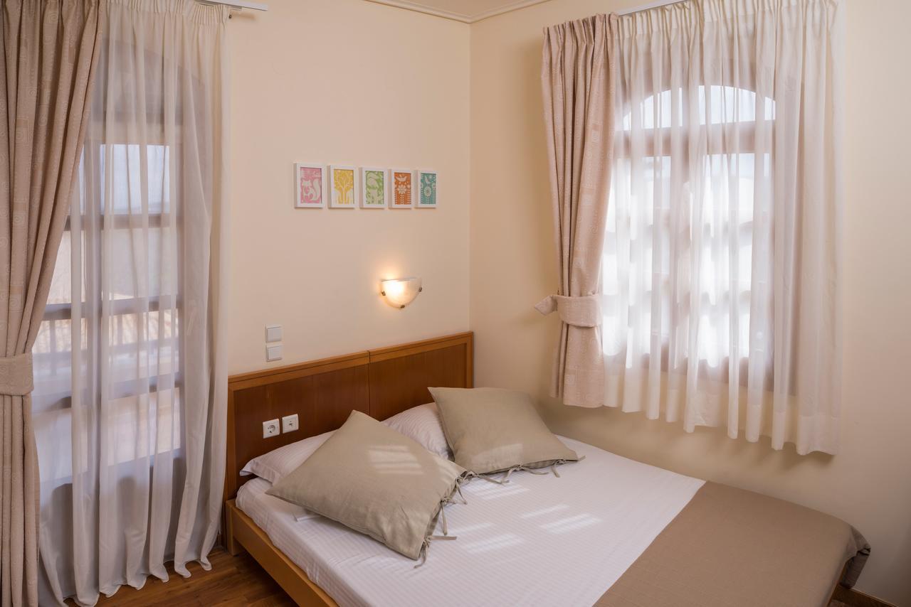 Iason Villa *