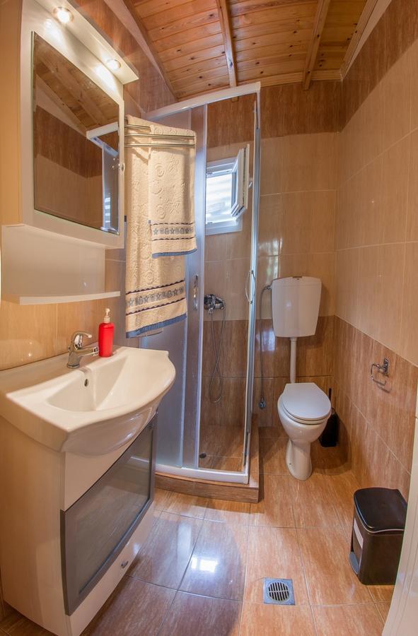 Roula Apartment Porto Koufo