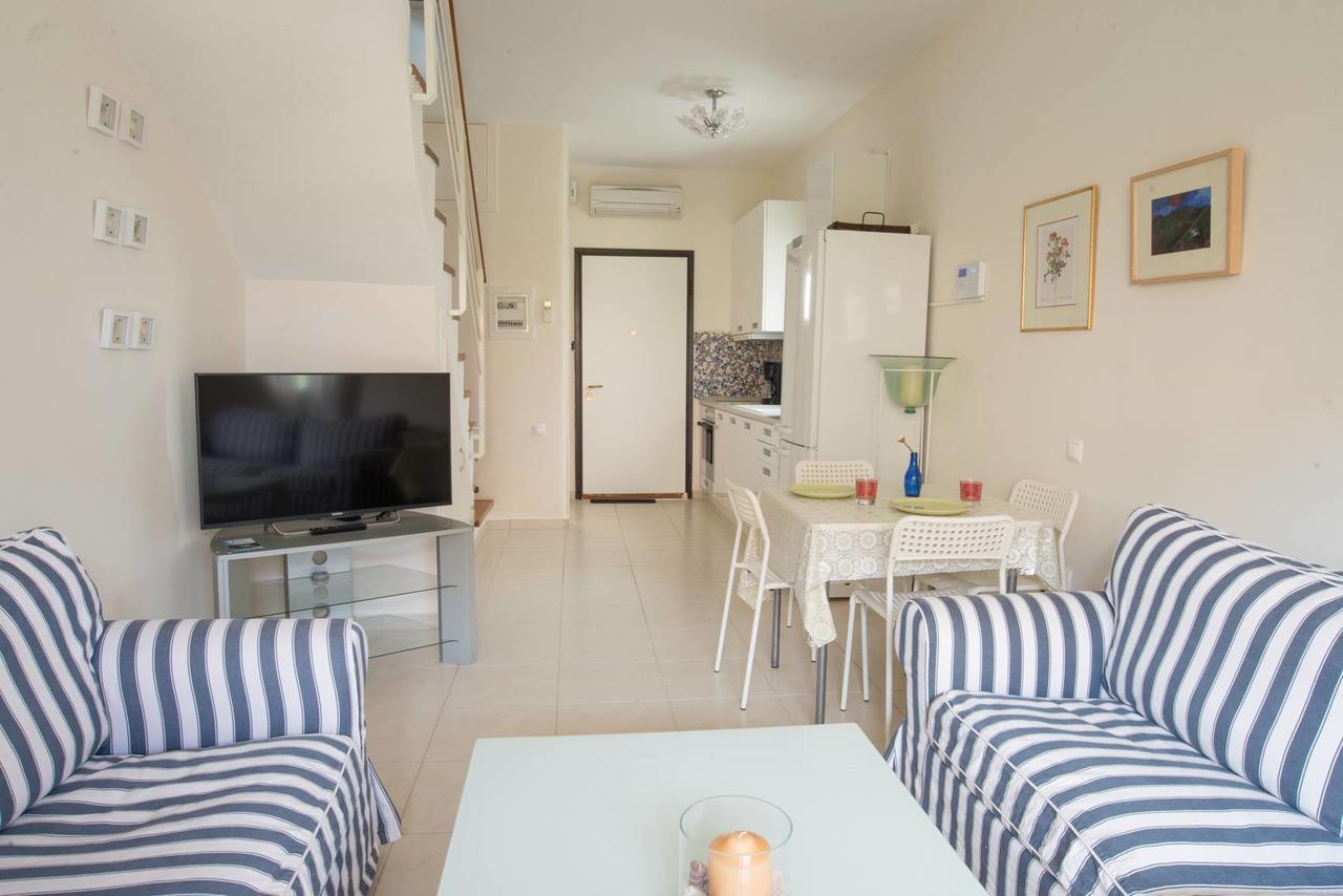 Bitzios Rent Holiday home