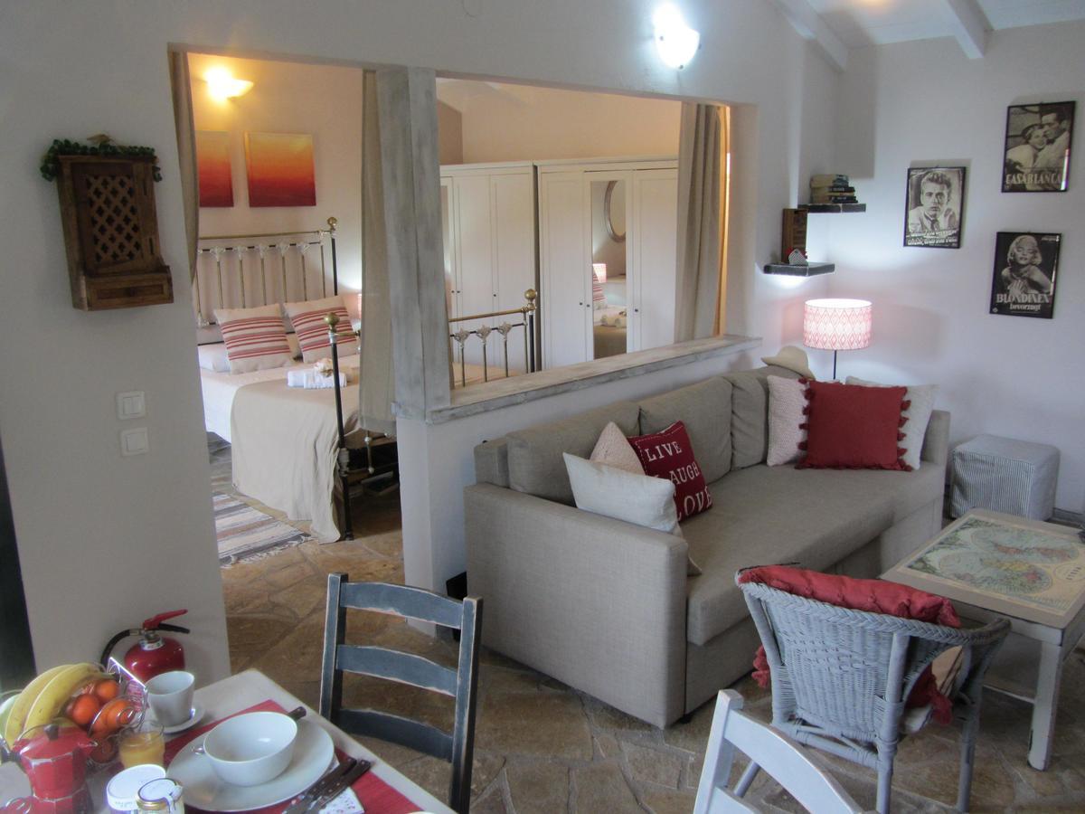 Paxos Bonzai Apartment *
