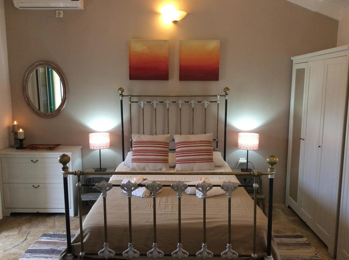Apartment Paxos Bonzai *