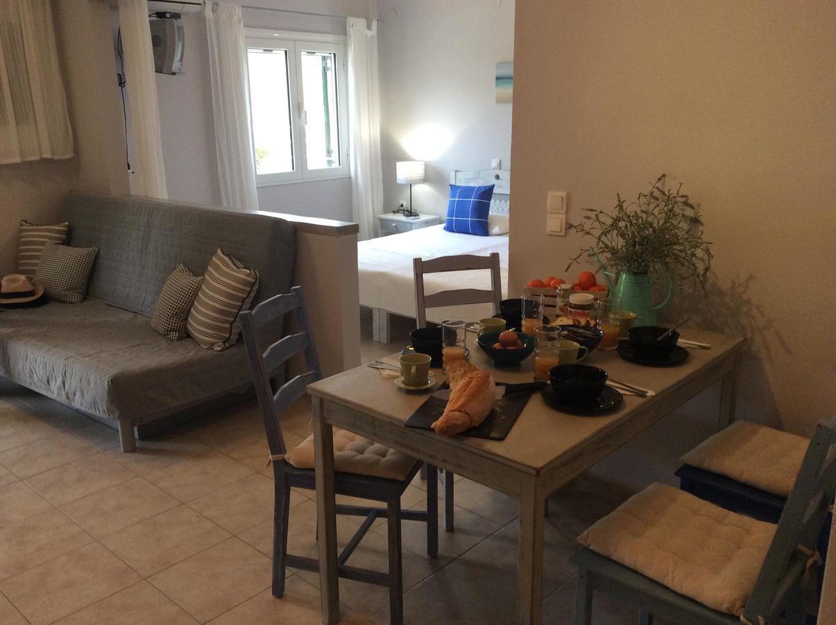 Apartment Paxos Bonzai