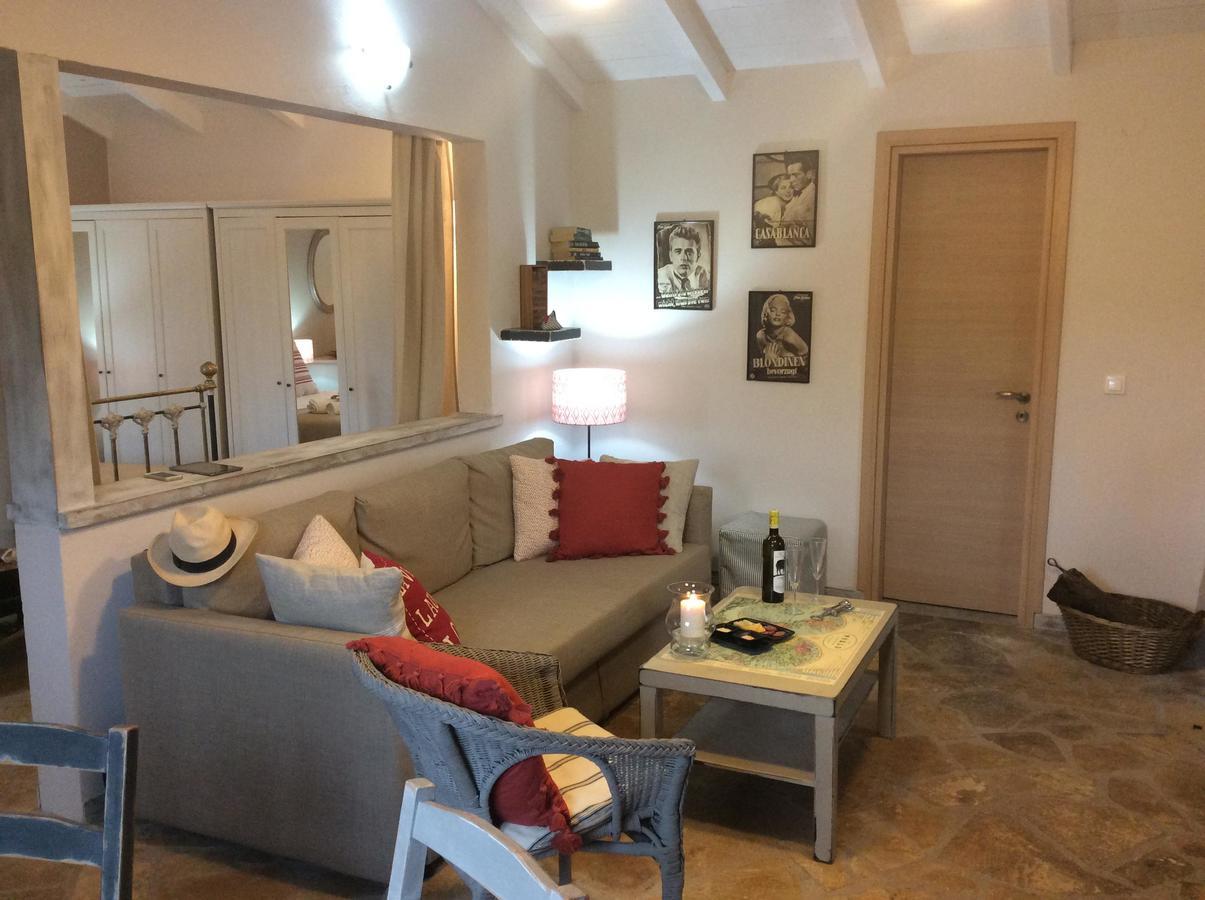 Paxos Bonzai Apartment *