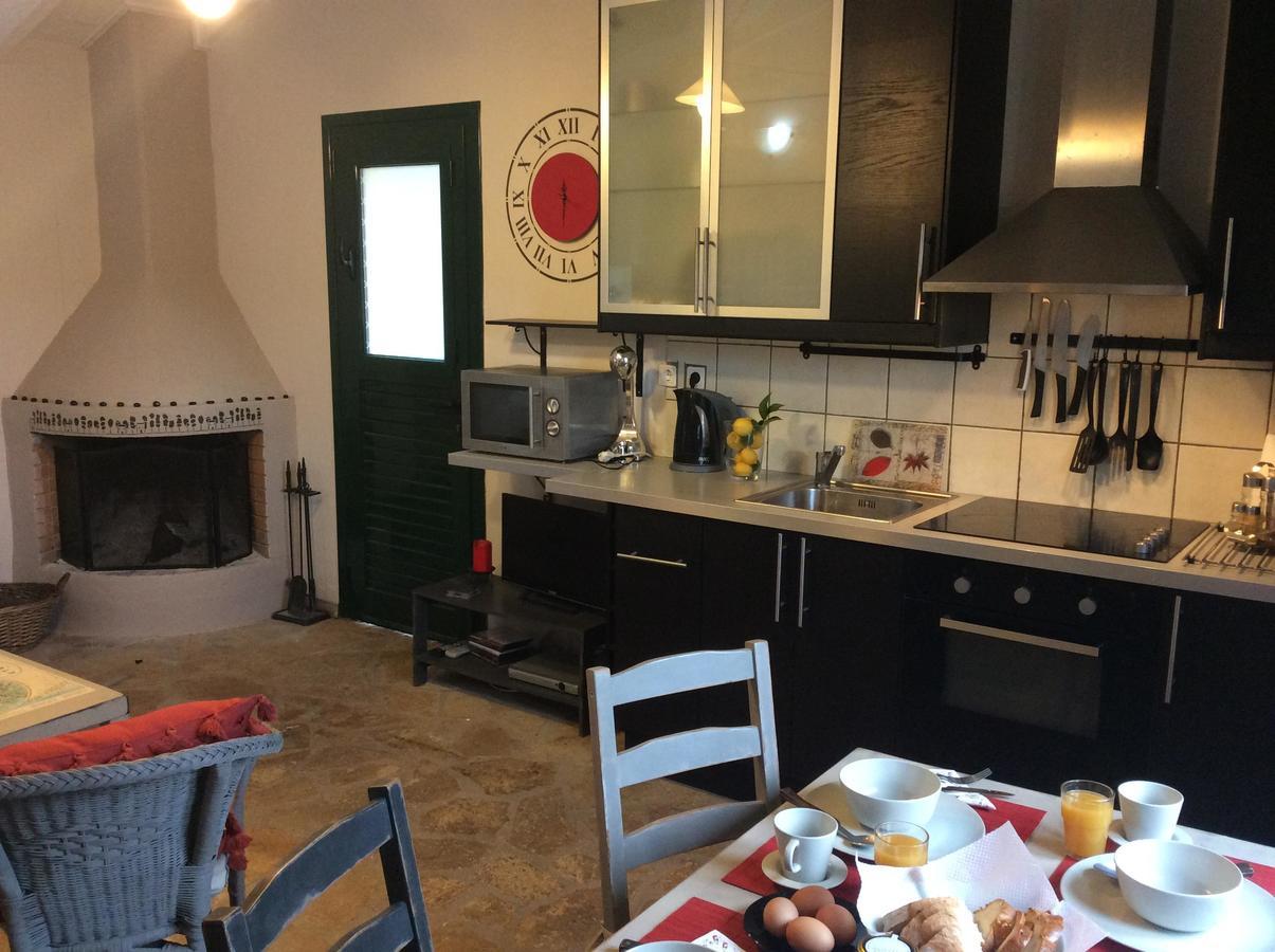 Paxos Bonzai Apartment