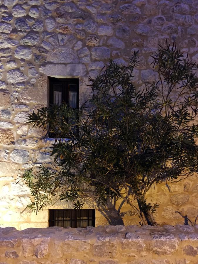Hotel Pyrgoi Theodorakaki: O 4*