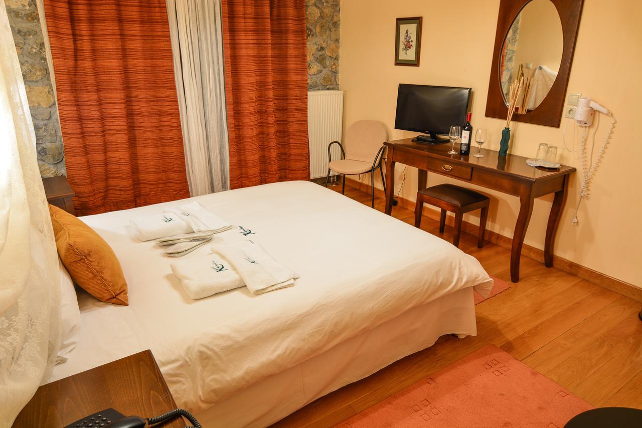 Karyatis 3* Synikia Mesi Trikalon