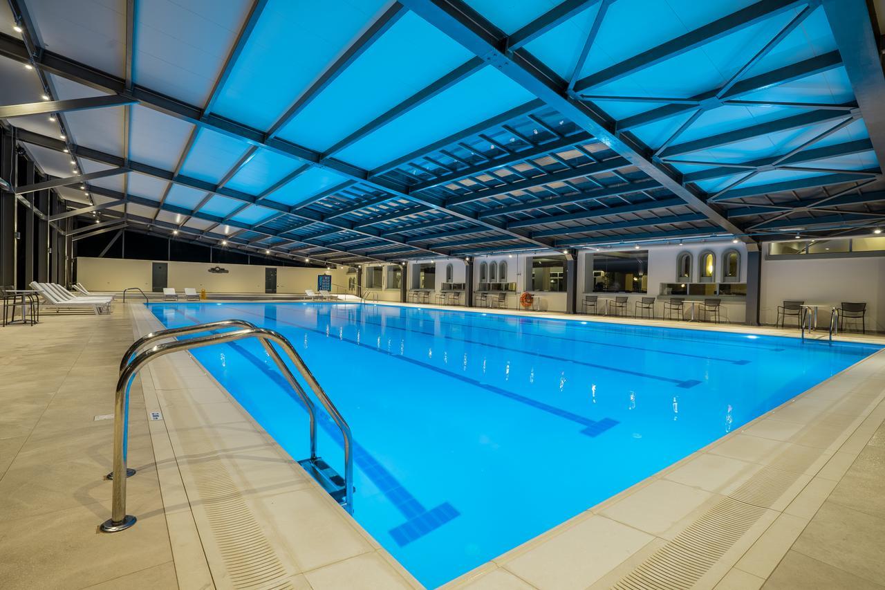Apollo Hotel 4*
