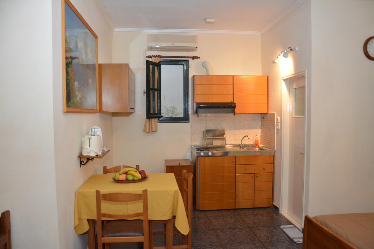 Aristotelis 2*