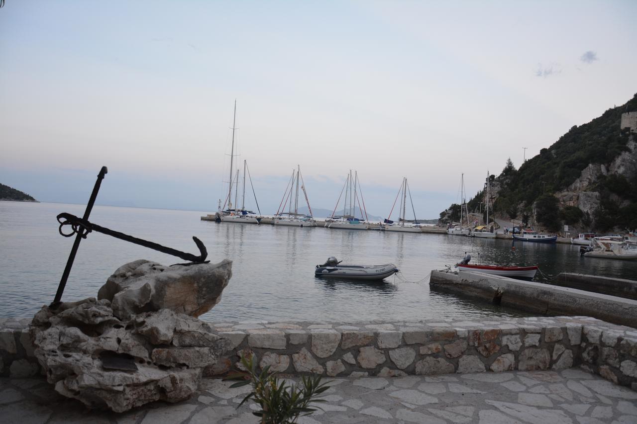 Aristotelis