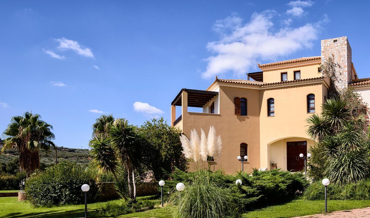 Iason Villa *