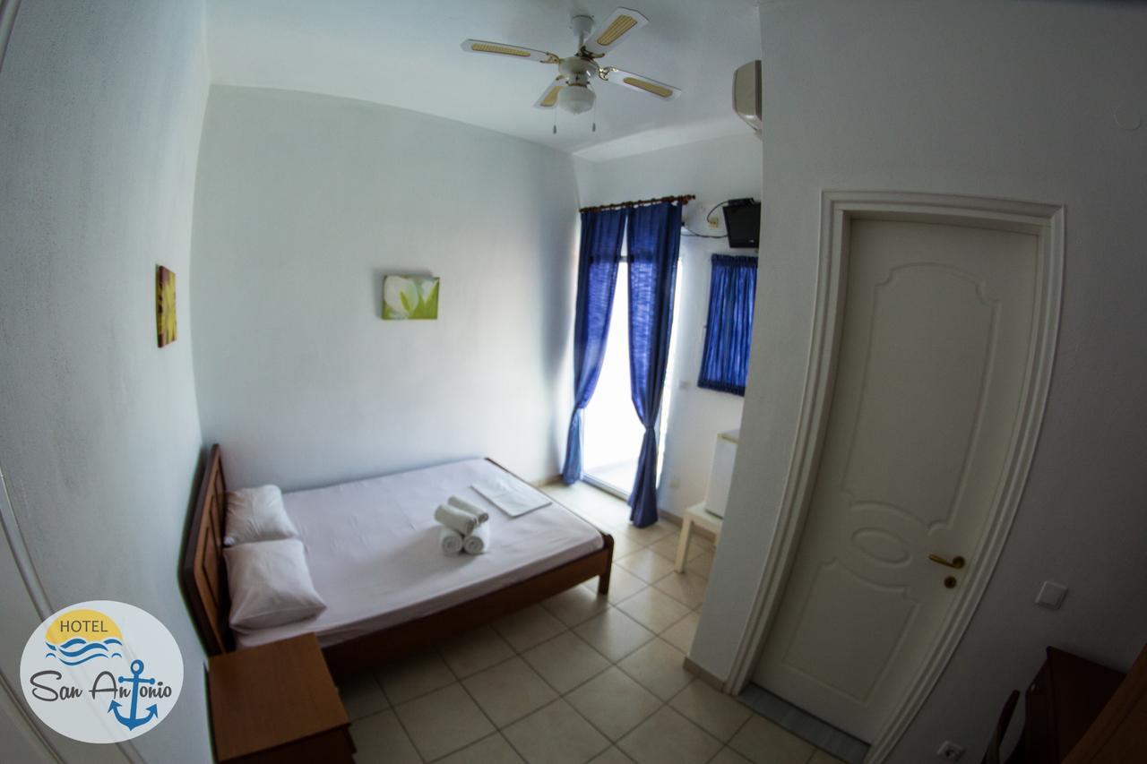 San Antonio & * Megali Ammos (Skiathos)