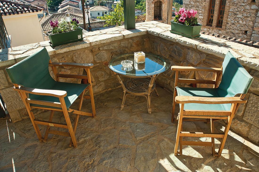 Alexandros Inn