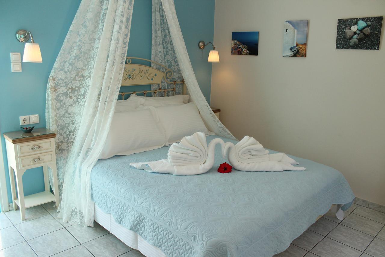 Evizorzia Perissa (Santorini)