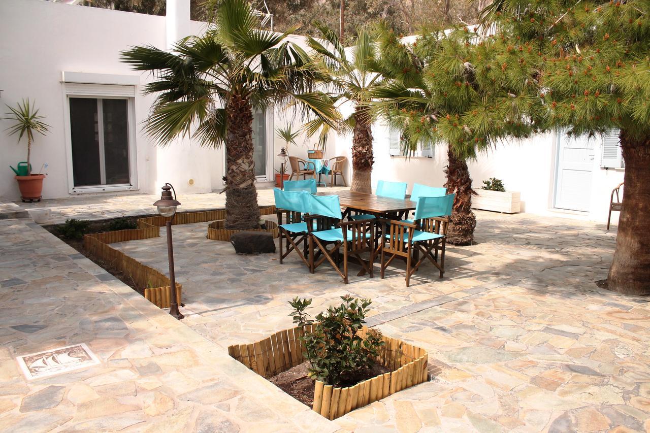 Evizorzia Apartment Perissa (Santorini)