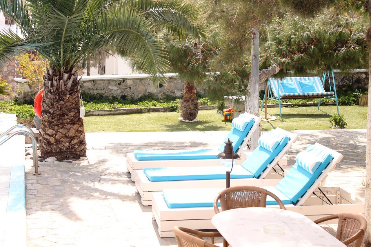 Evizorzia Perissa (Santorini)