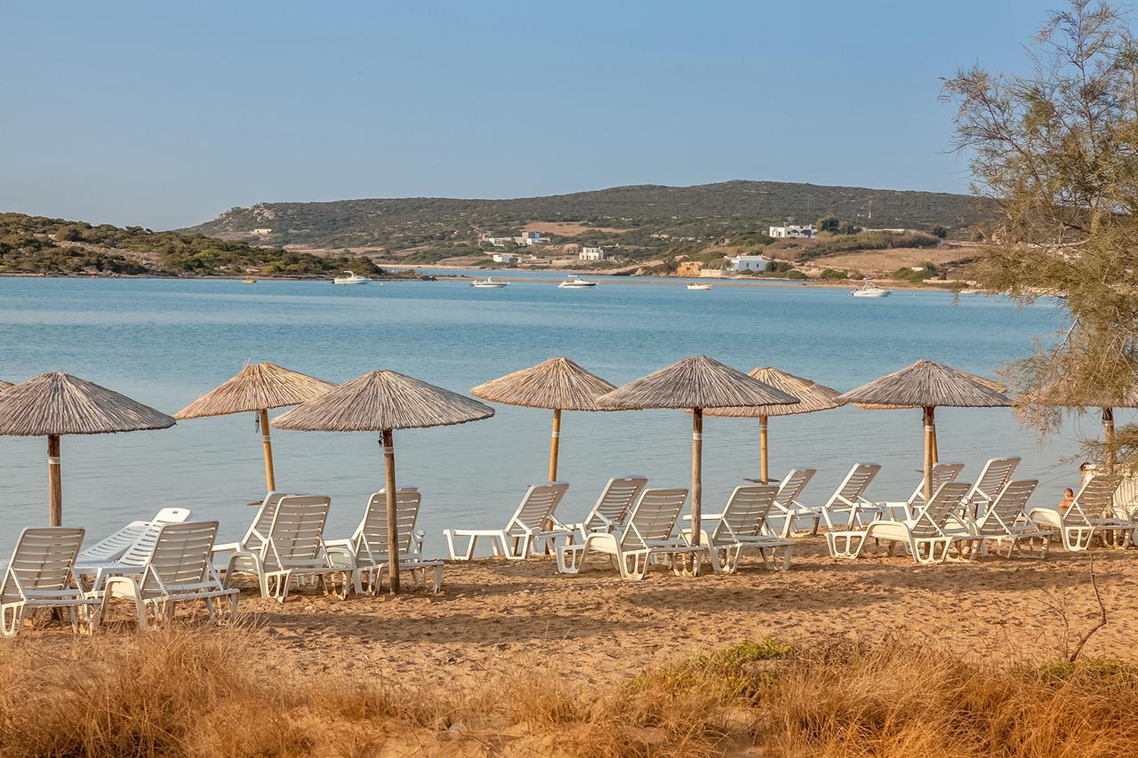 Mika * Naousa (Paros)