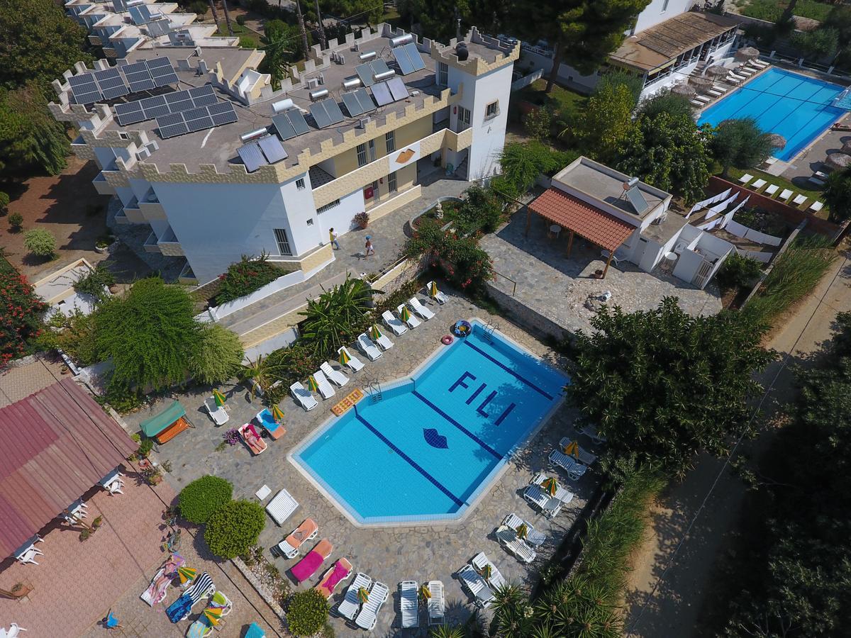 Aparthotel Fili 2*