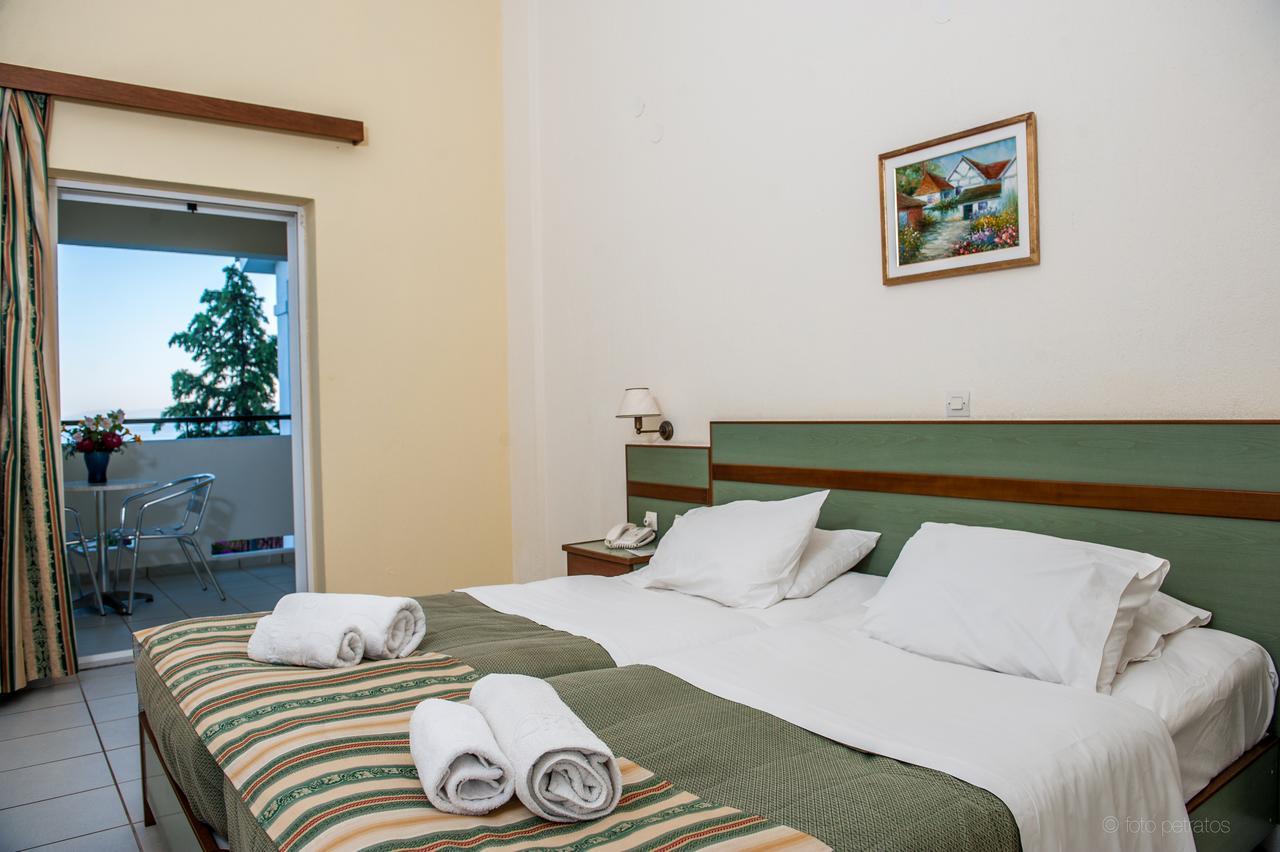 Porto Skala Village Hotel 4*