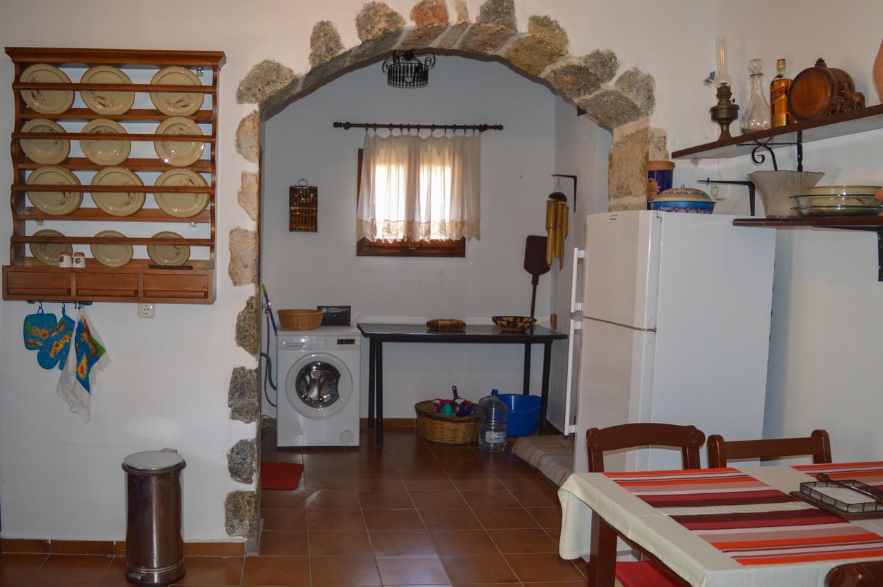 Epavlis Iosif Villa *