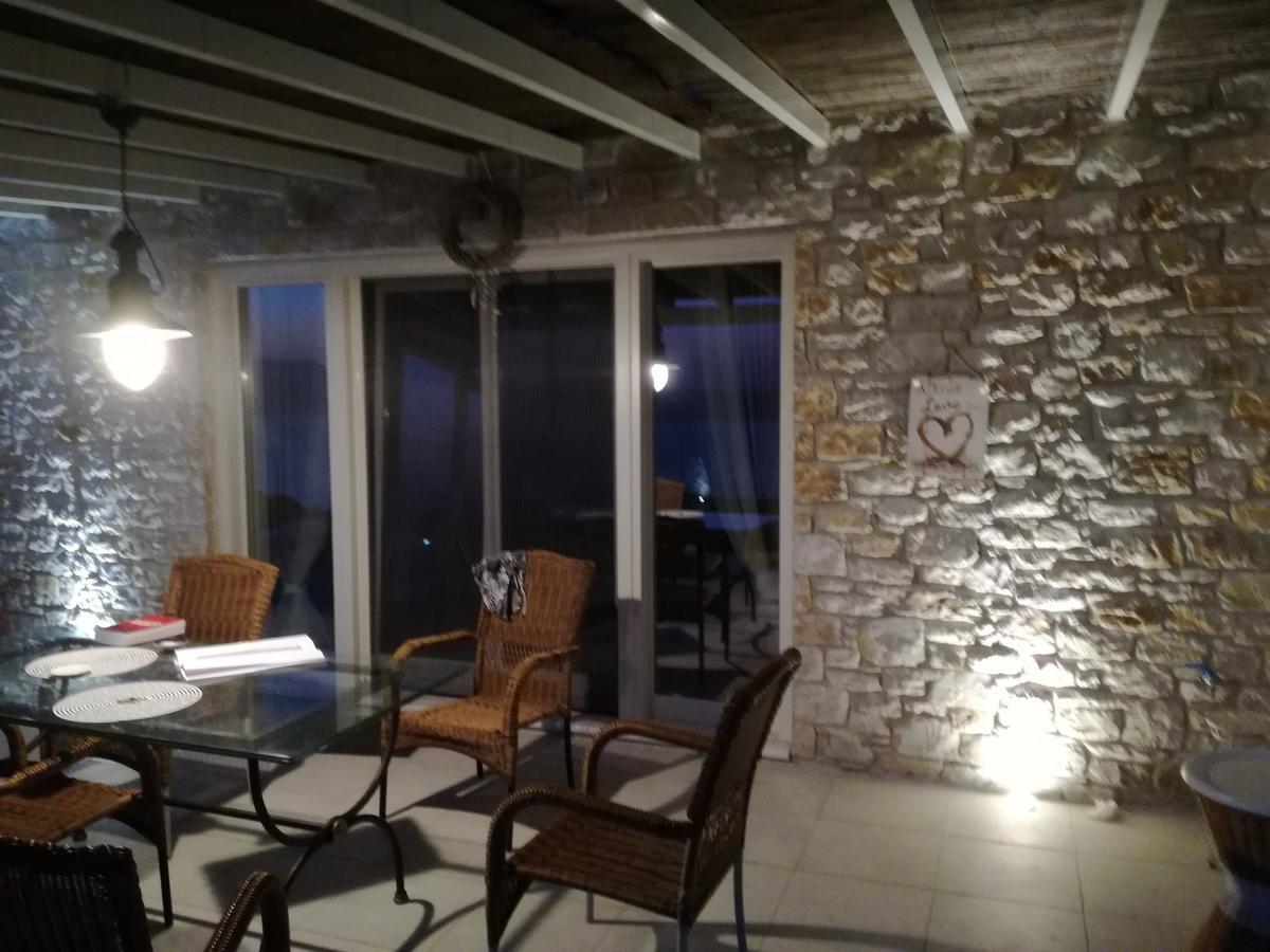 Luxury In 2 *