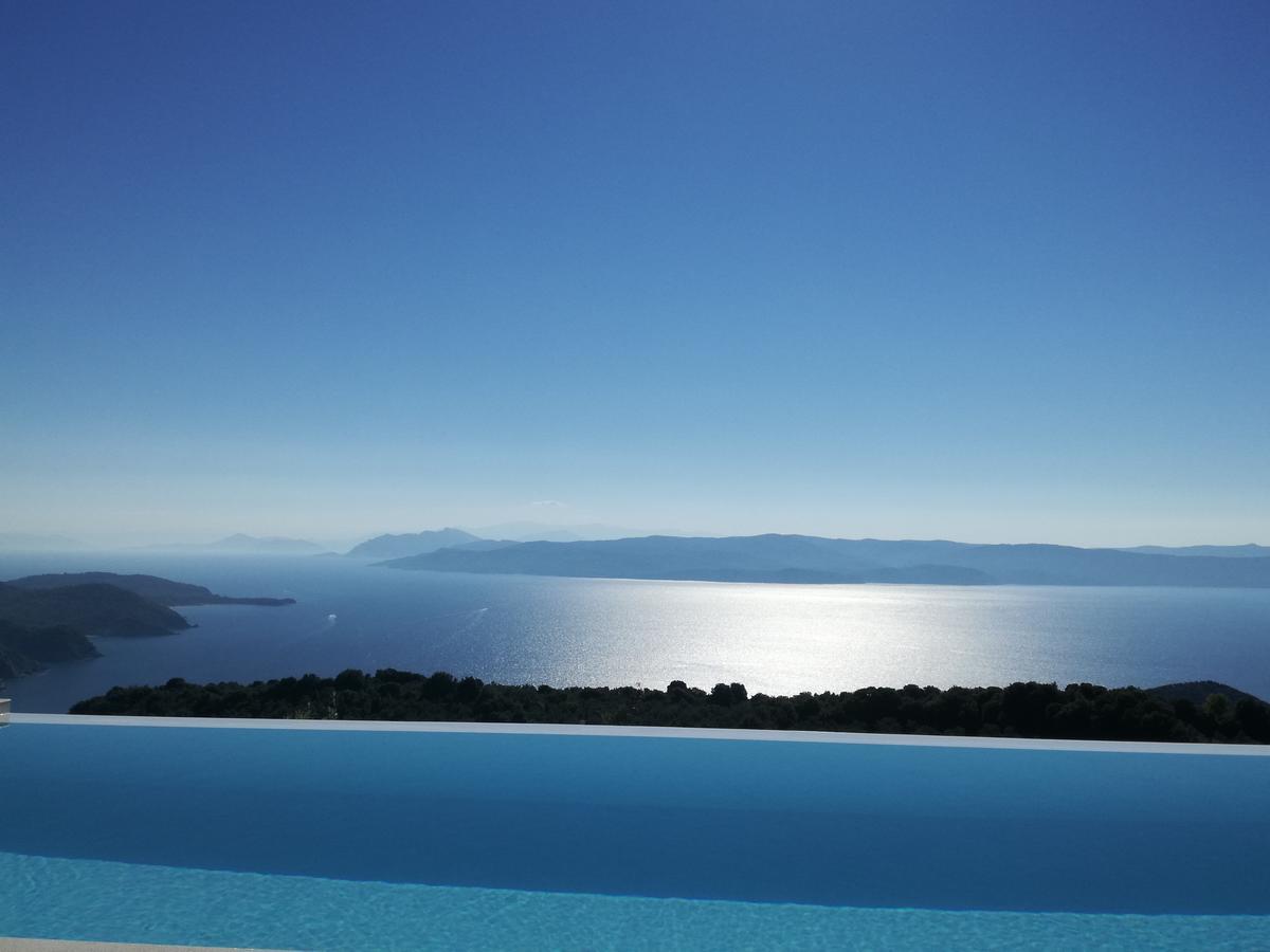 Luxury In 2 Villa Kechria