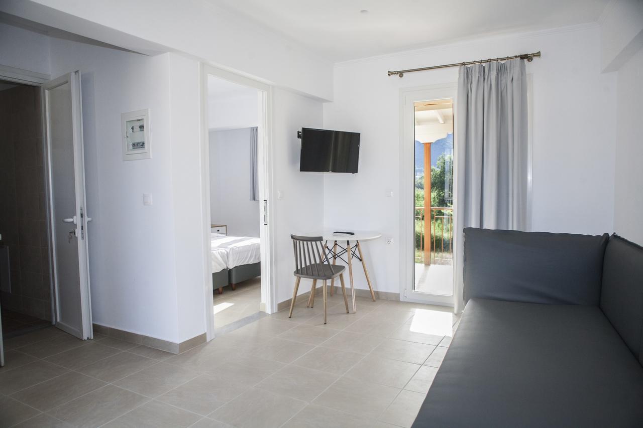 Hotel Athineon Nydri (Lefkada)