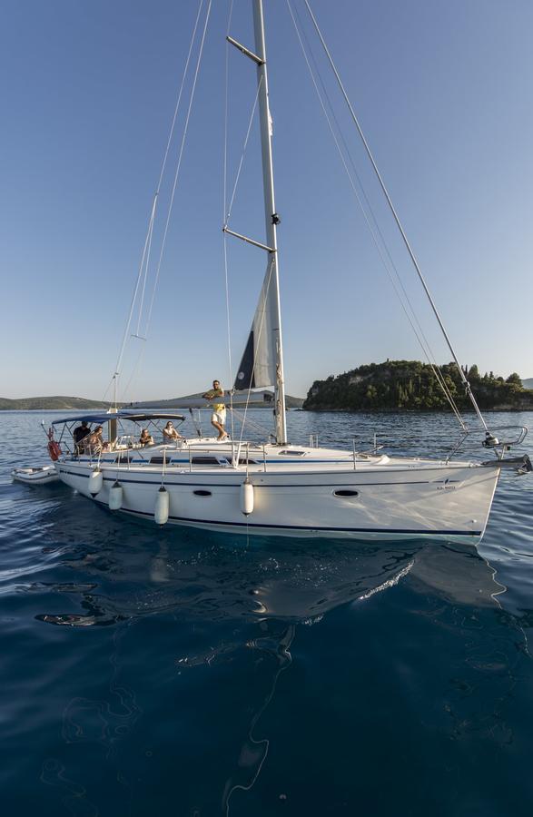 Athineon * Nydri (Lefkada)