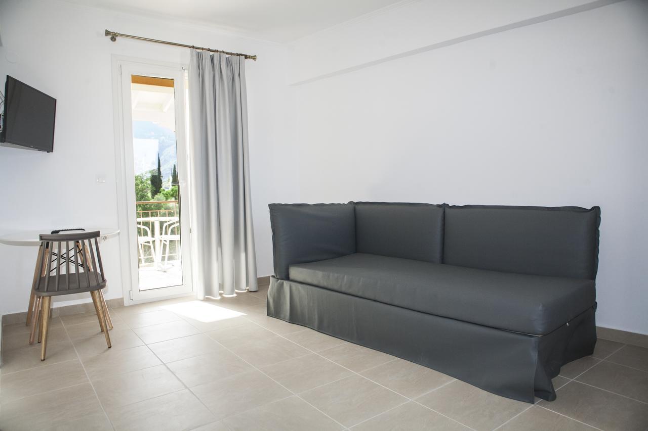 Hotel Athineon Nydri (Lefkada)